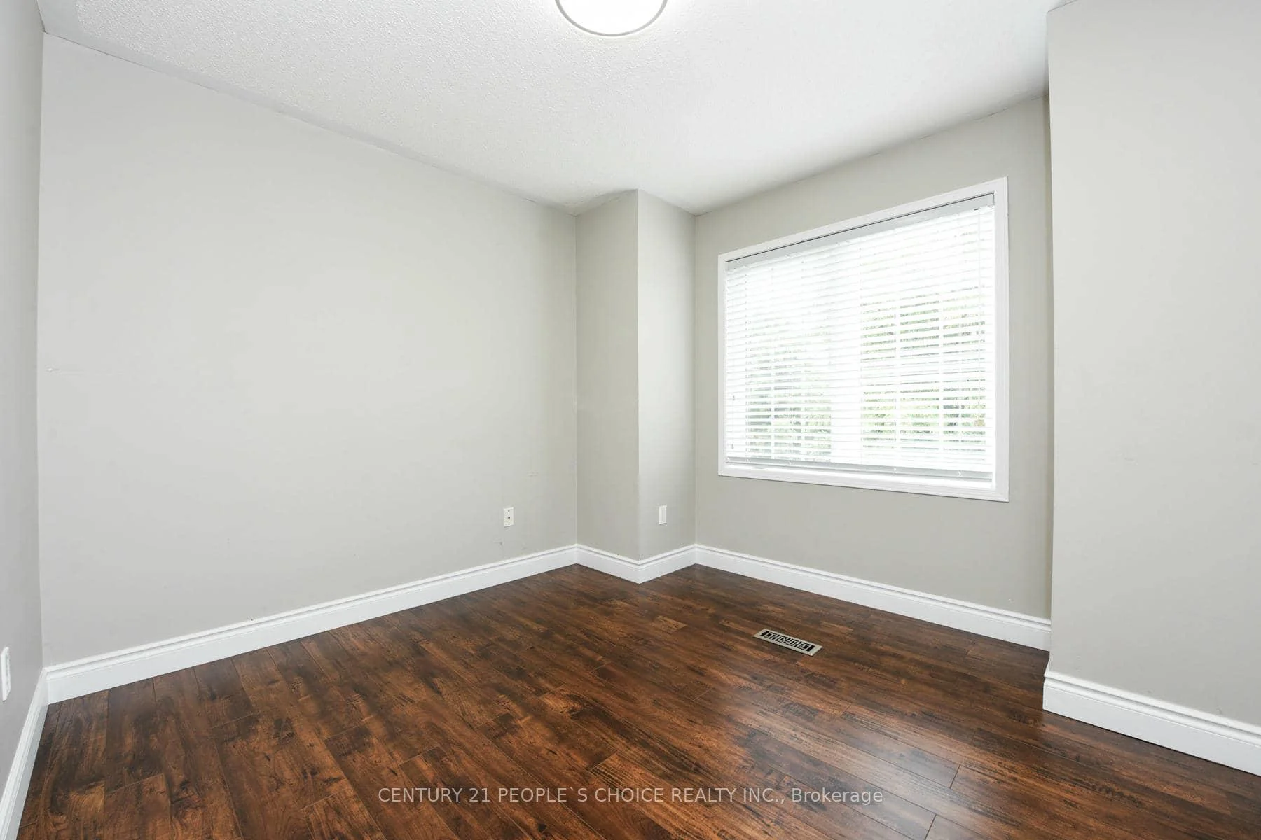 Photo 32 of 50 Penbridge Circle, Brampton, Fletcher's Meadow — HOMEH