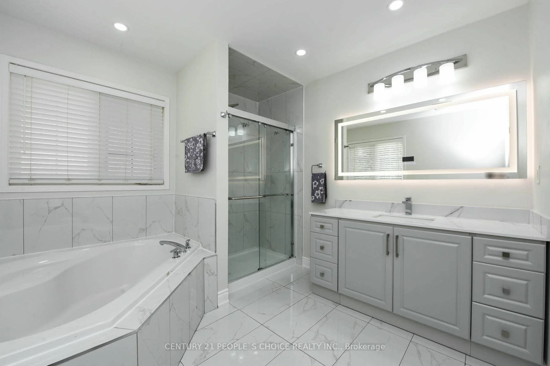 Photo 48 of 50 Penbridge Circle, Brampton, Fletcher's Meadow — HOMEH