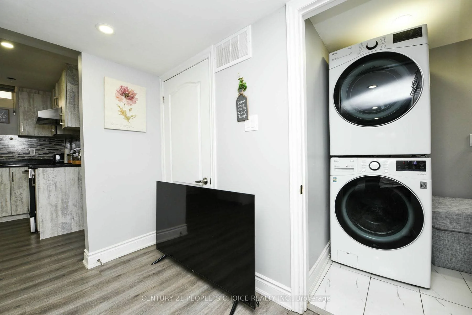 Photo 64 of 50 Penbridge Circle, Brampton, Fletcher's Meadow — HOMEH