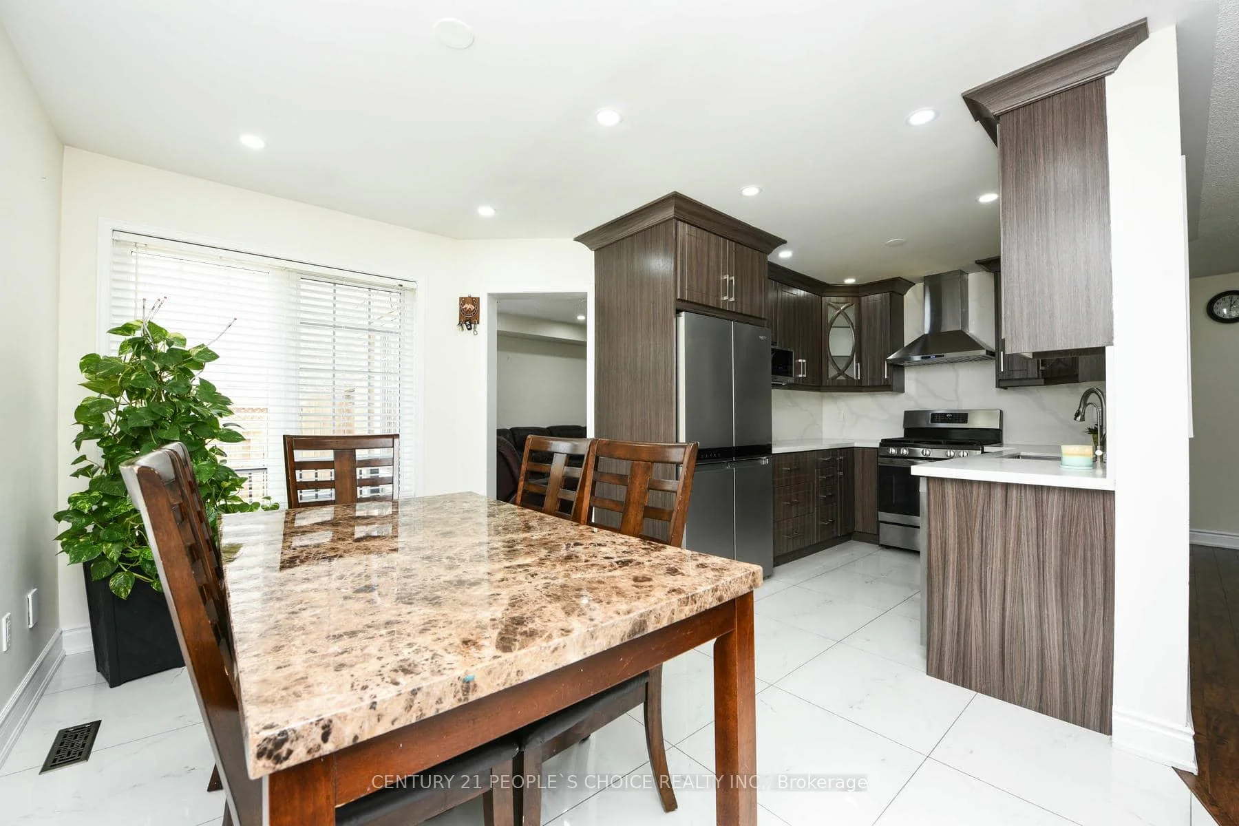 Photo 82 of 50 Penbridge Circle, Brampton, Fletcher's Meadow — HOMEH