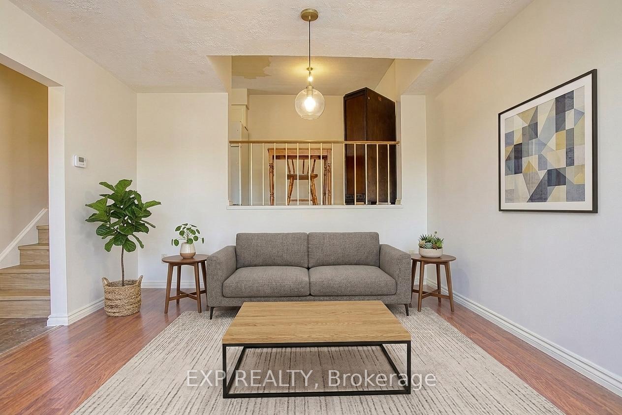 Photo 7 of Unit 404, 7 Viking Court, Grimsby, Grimsby Beach — HOMEH