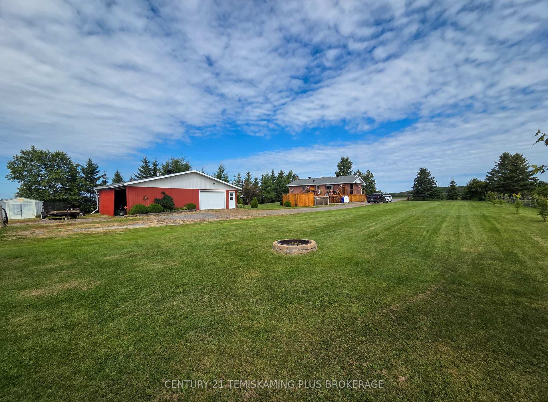 Photo 42 of 045090 Highway 562, Timiskaming, TIM - Outside - Rural — HOMEH