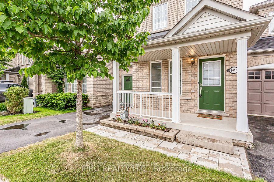Photo 3 of 2410 Emerson Drive, Burlington, Alton — HOMEH
