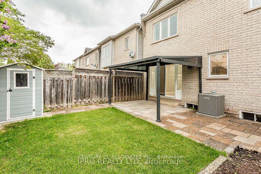Photo 35 of 2410 Emerson Drive, Burlington, Alton — HOMEH