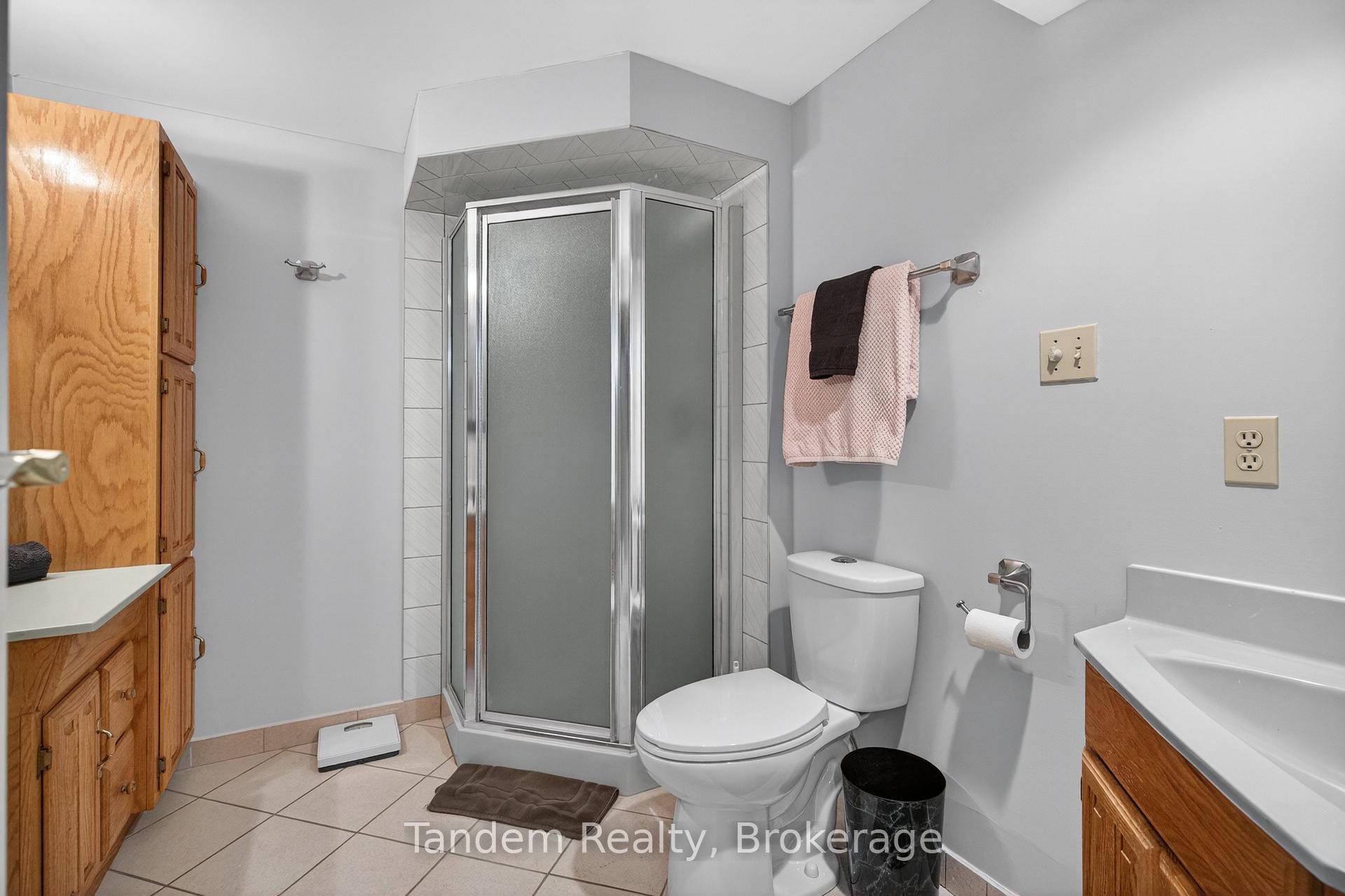 Photo 37 of 595 Beaver Court, Milton, Timberlea — HOMEH