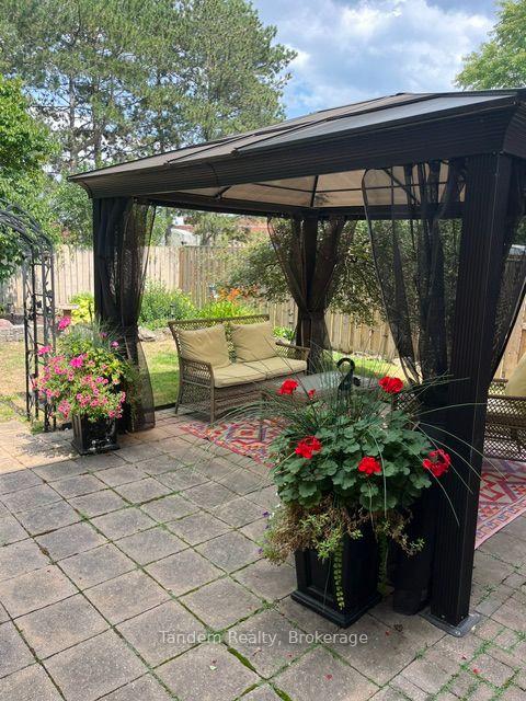 Photo 40 of 595 Beaver Court, Milton, Timberlea — HOMEH