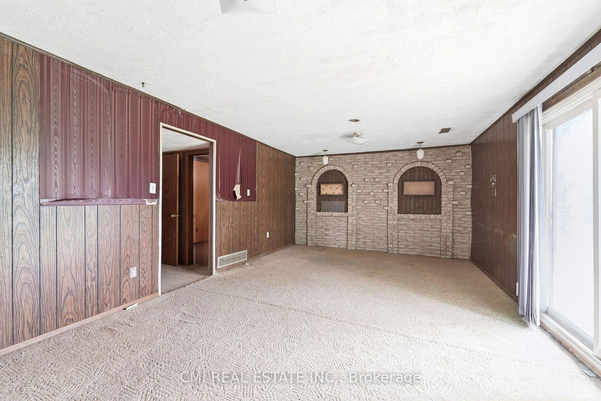 Photo 21 of 185 Lavina Crescent, Hamilton, Mountview — HOMEH