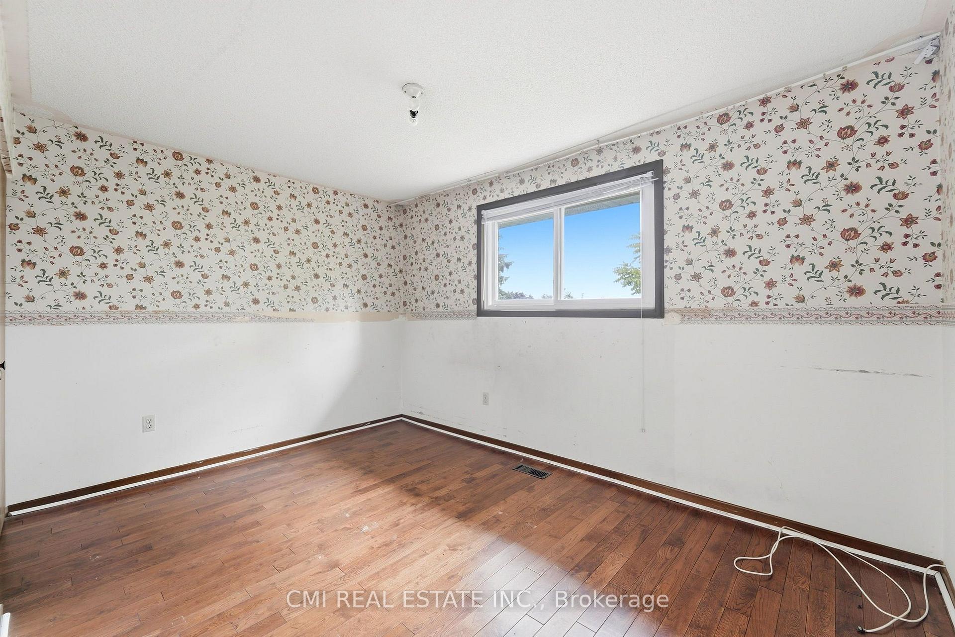 Photo 28 of 185 Lavina Crescent, Hamilton, Mountview — HOMEH