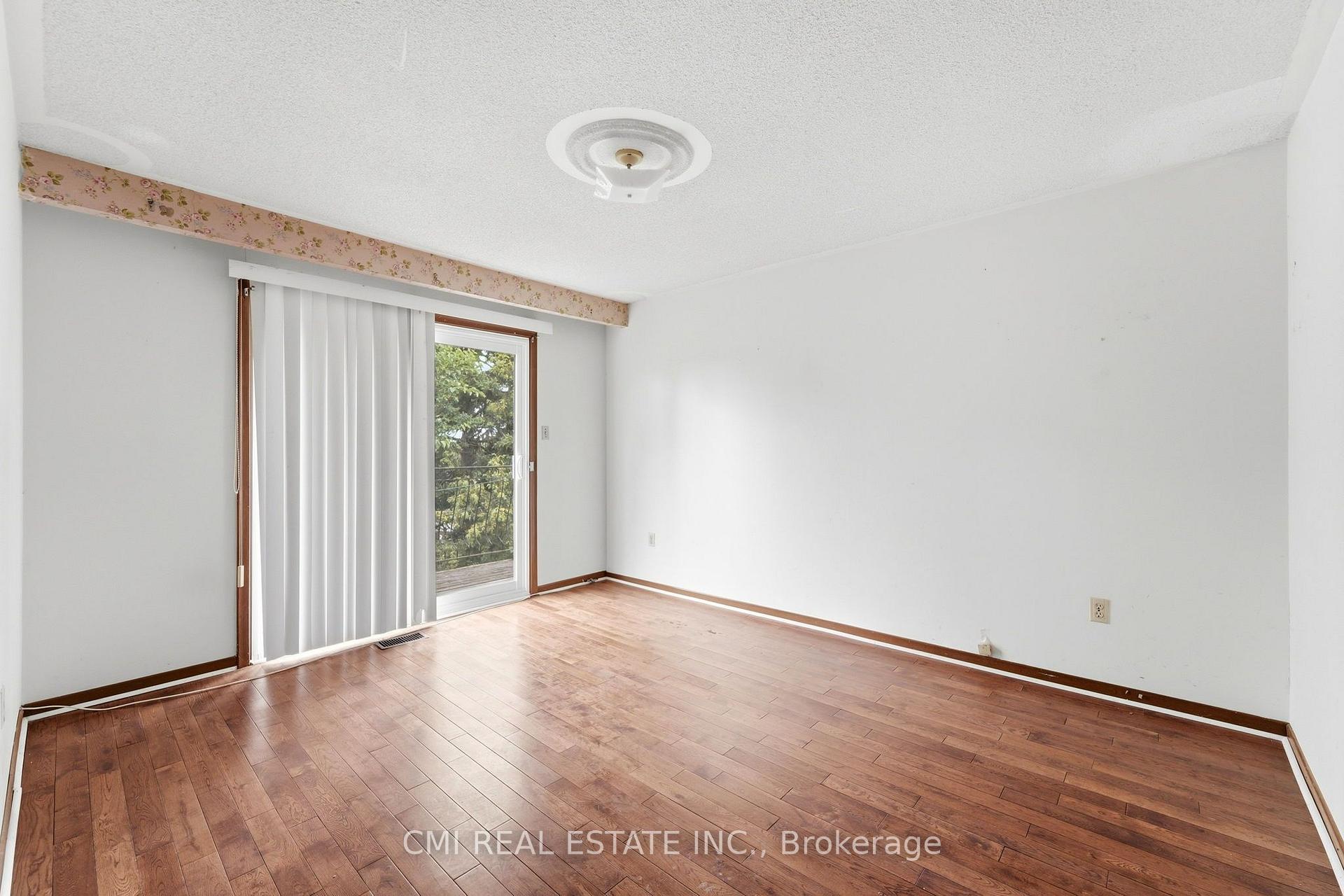 Photo 31 of 185 Lavina Crescent, Hamilton, Mountview — HOMEH