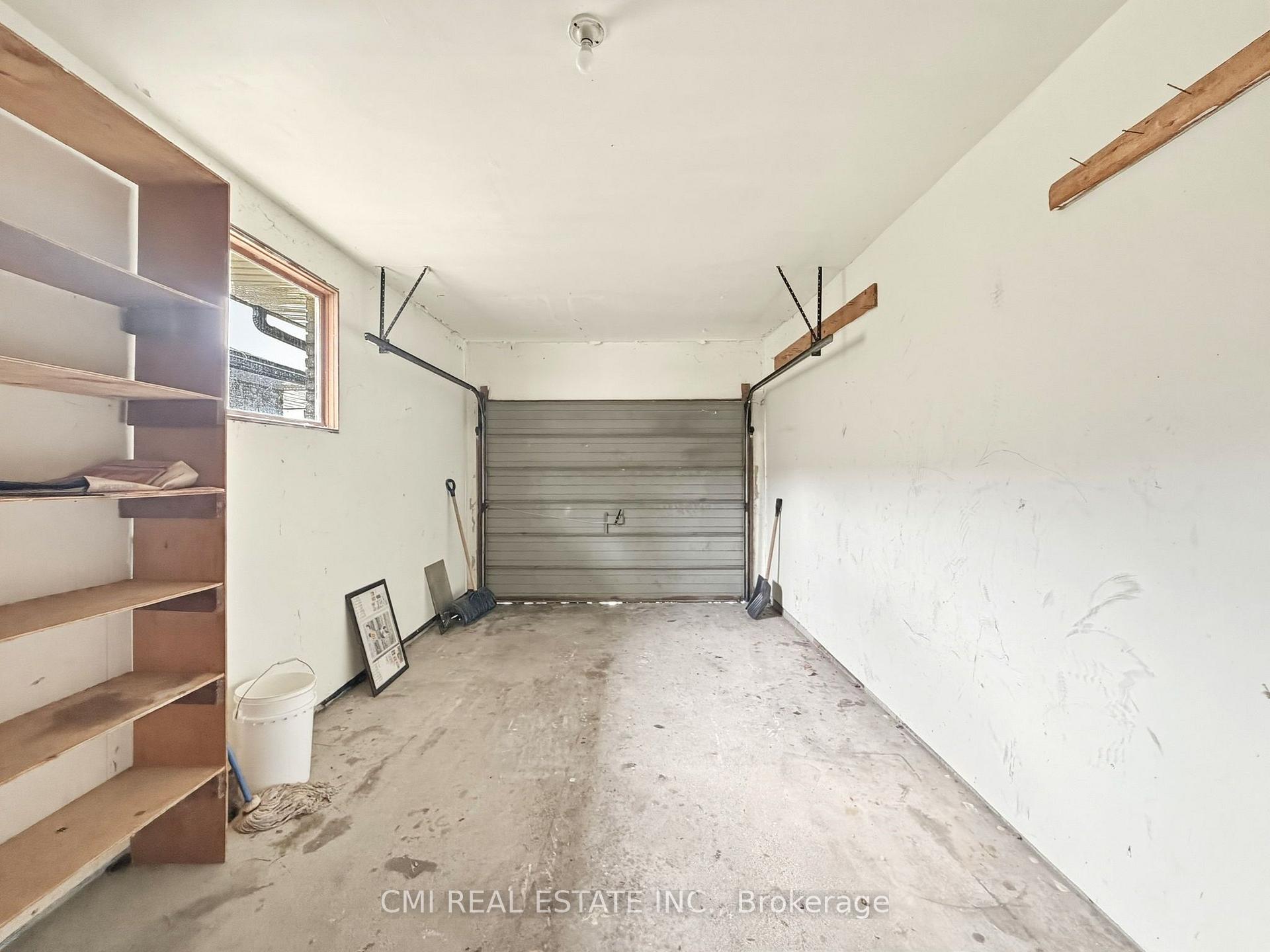 Photo 43 of 185 Lavina Crescent, Hamilton, Mountview — HOMEH