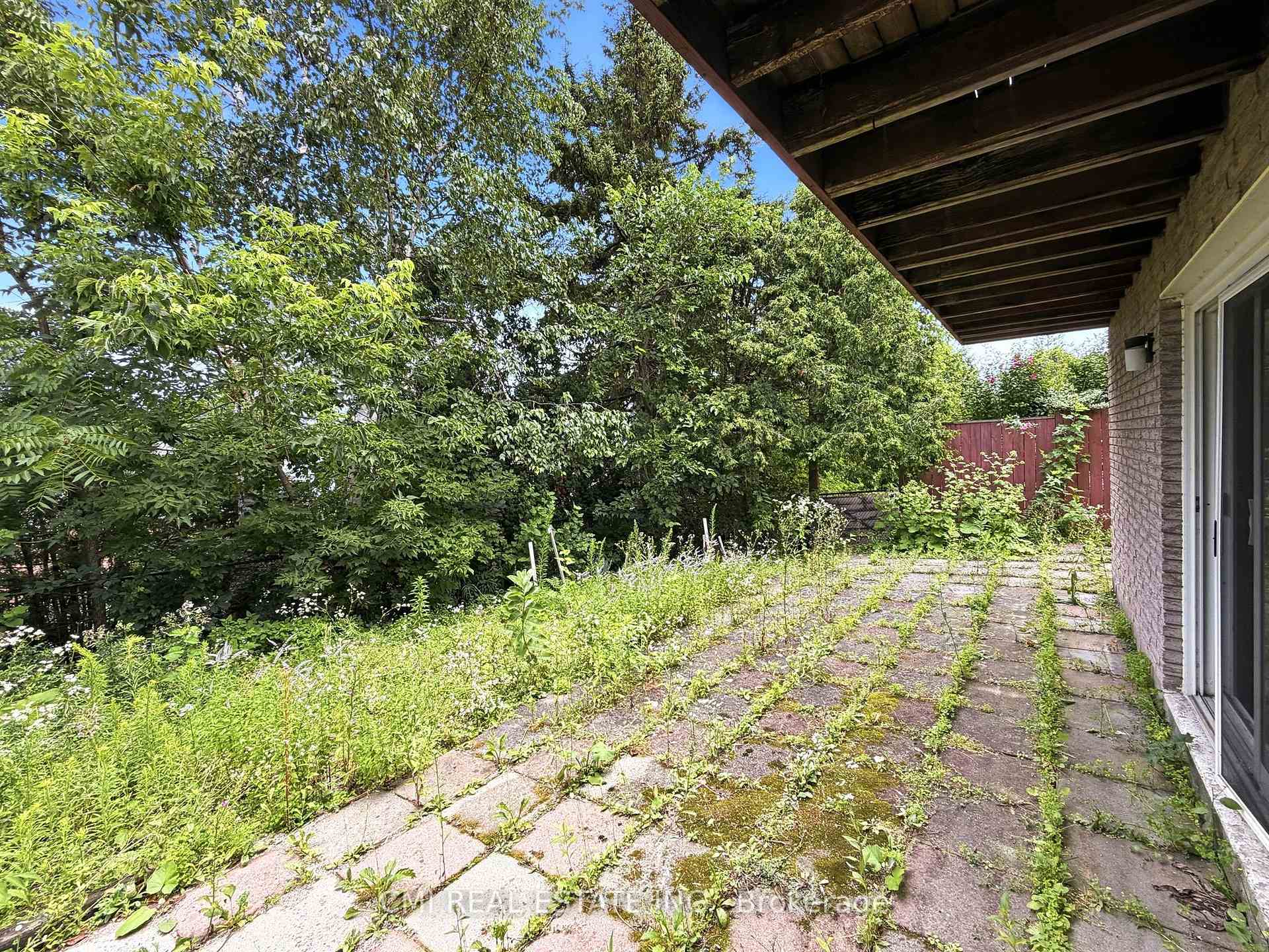 Photo 44 of 185 Lavina Crescent, Hamilton, Mountview — HOMEH