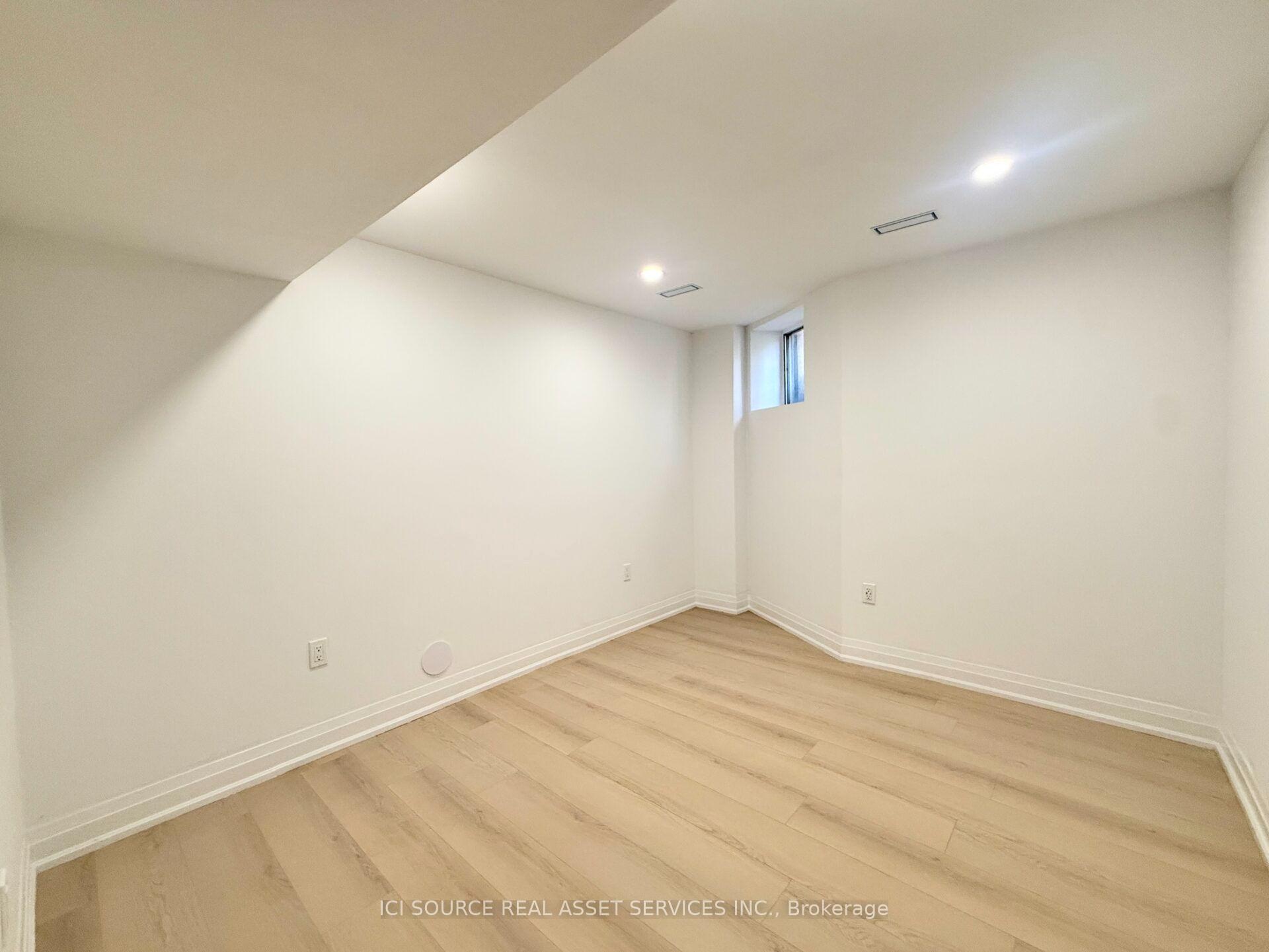 Photo 17 of Unit 6, 36 Brunswick Avenue, Toronto, University — HOMEH