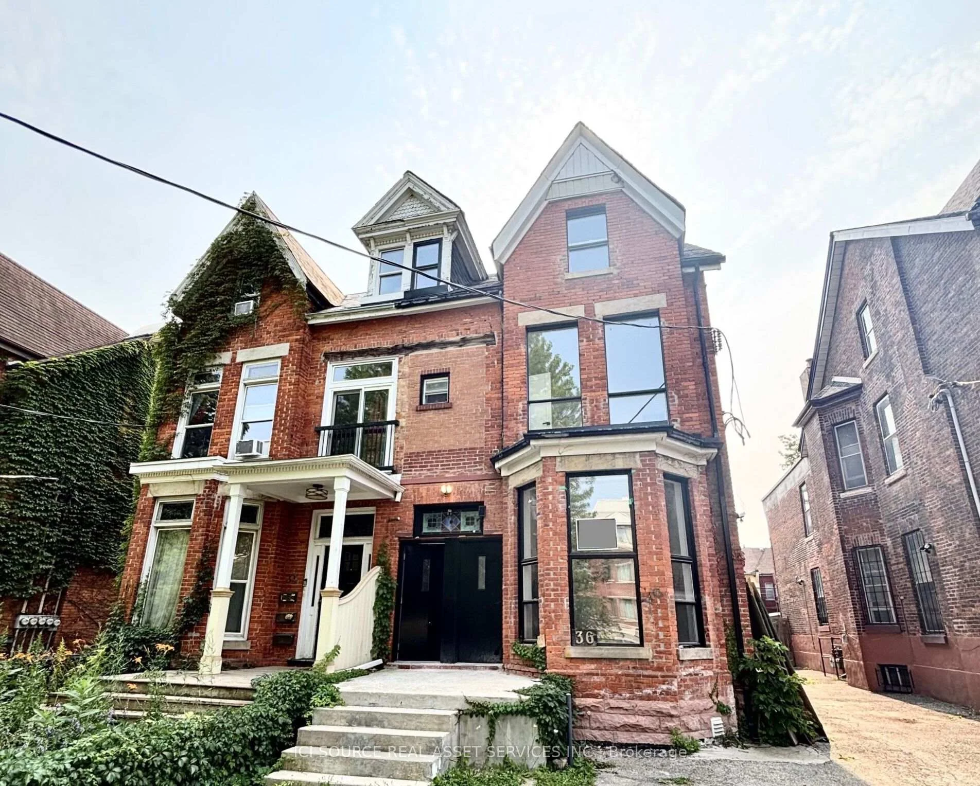 Photo 1 of Unit 6, 36 Brunswick Avenue, Toronto, University — HOMEH