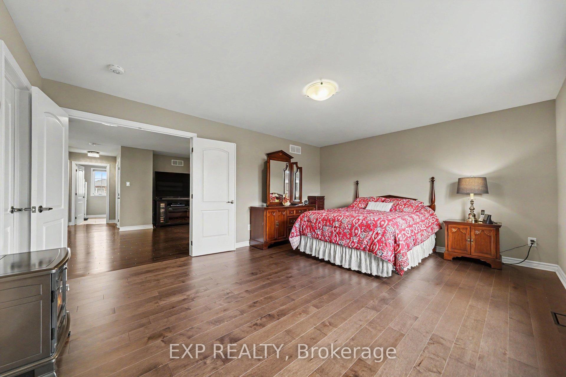 Photo 17 of 707 Cashmere Terrace, Ottawa, Barrhaven - Heritage Park — HOMEH
