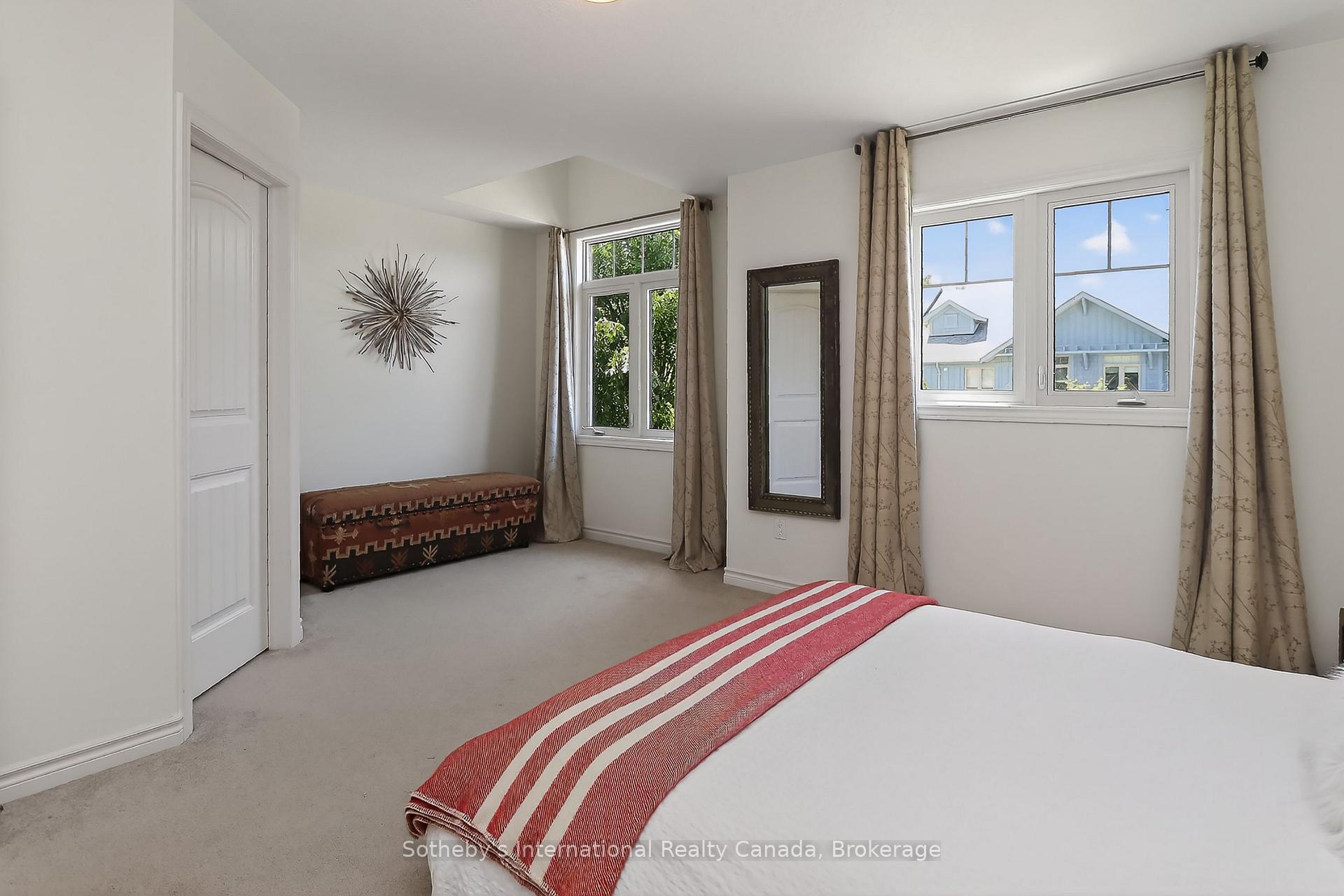 Photo 20 of 49 Silver Glen Boulevard, Collingwood — HOMEH