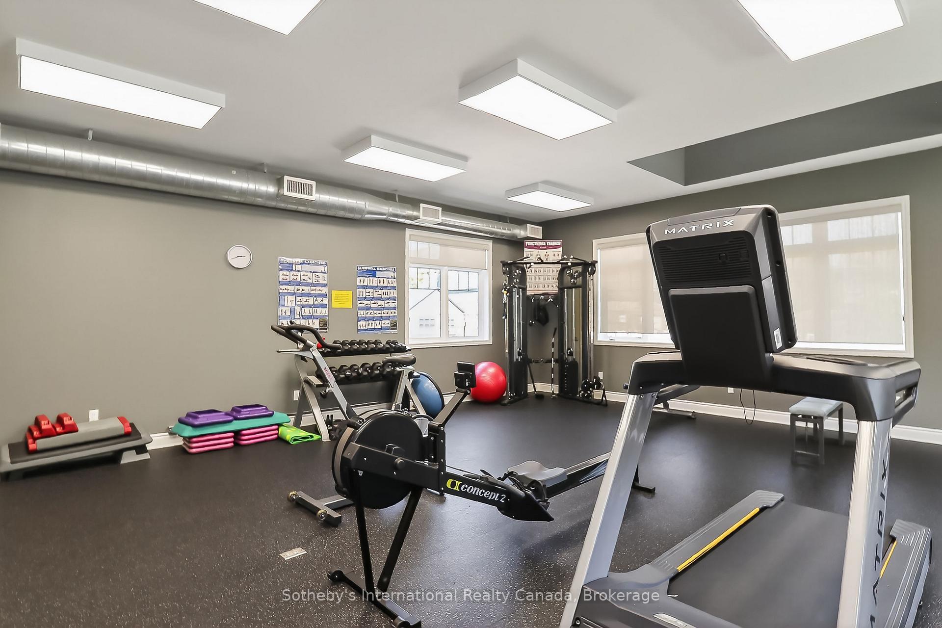 Photo 39 of 49 Silver Glen Boulevard, Collingwood — HOMEH