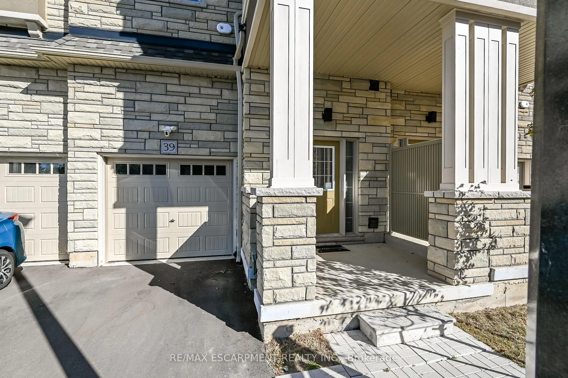 Photo 5 of Unit 39, 305 Garner Road, Hamilton, Ancaster — HOMEH