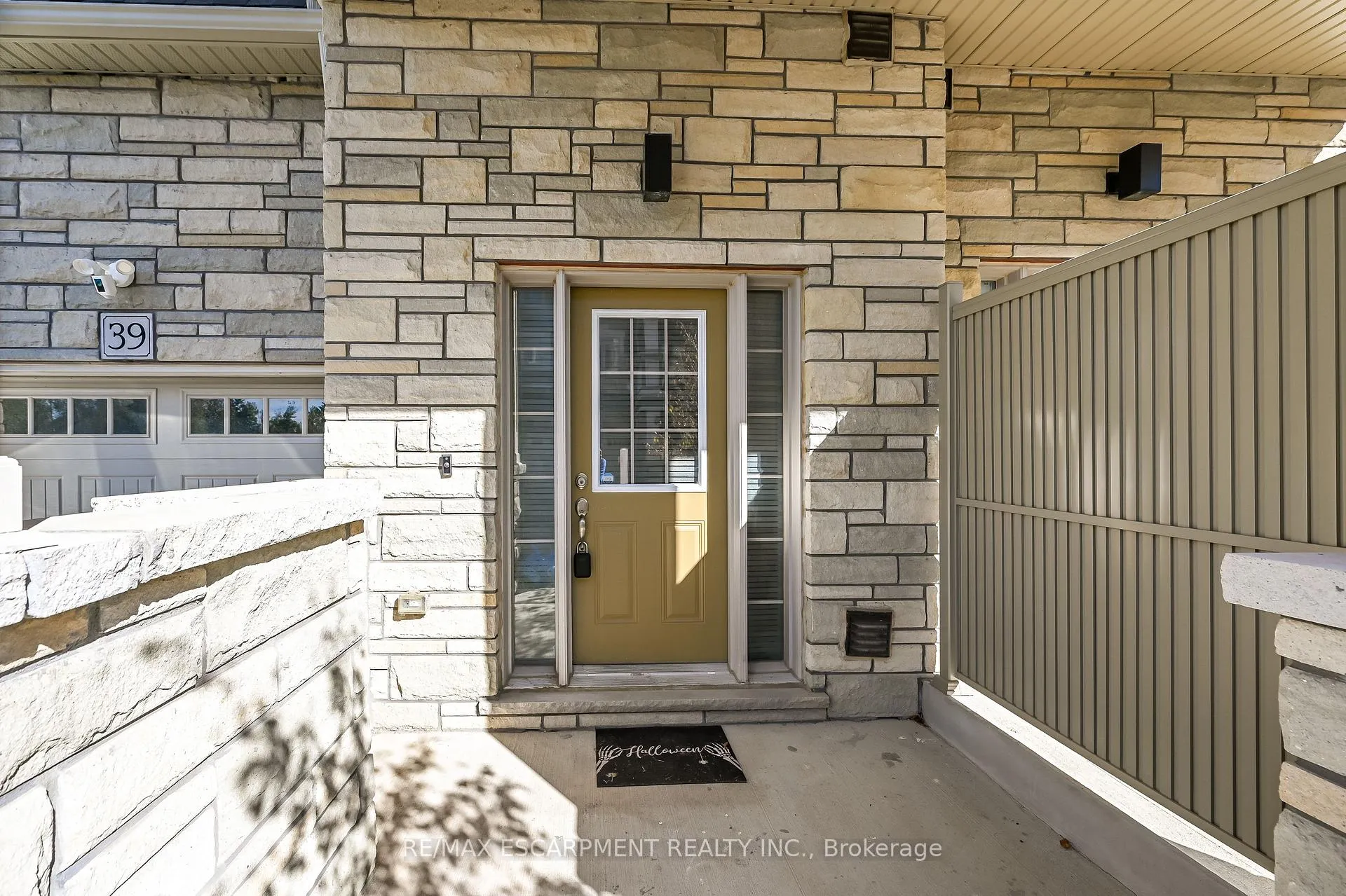 Photo 6 of Unit 39, 305 Garner Road, Hamilton, Ancaster — HOMEH