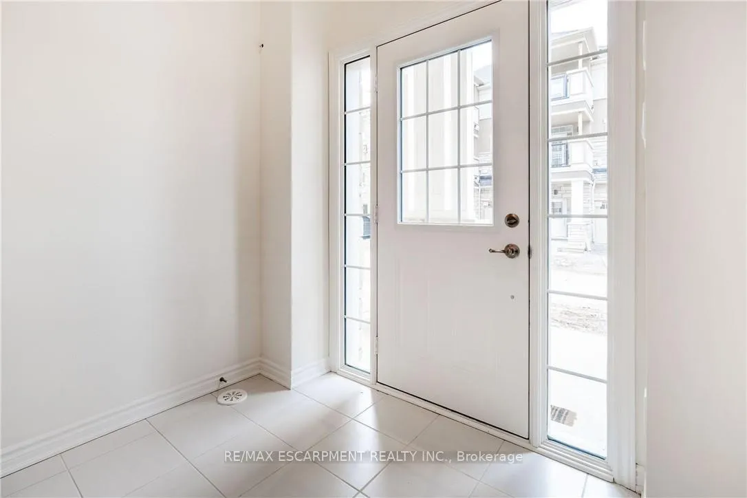 Photo 7 of Unit 39, 305 Garner Road, Hamilton, Ancaster — HOMEH