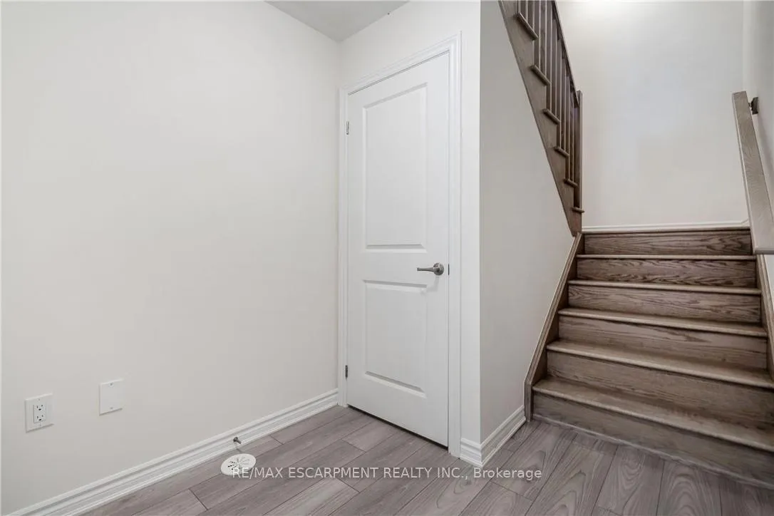 Photo 9 of Unit 39, 305 Garner Road, Hamilton, Ancaster — HOMEH