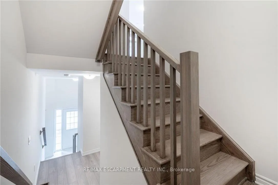 Photo 11 of Unit 39, 305 Garner Road, Hamilton, Ancaster — HOMEH