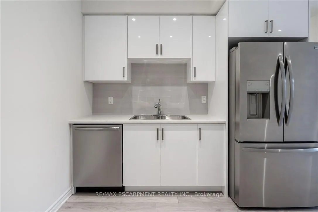 Photo 18 of Unit 39, 305 Garner Road, Hamilton, Ancaster — HOMEH