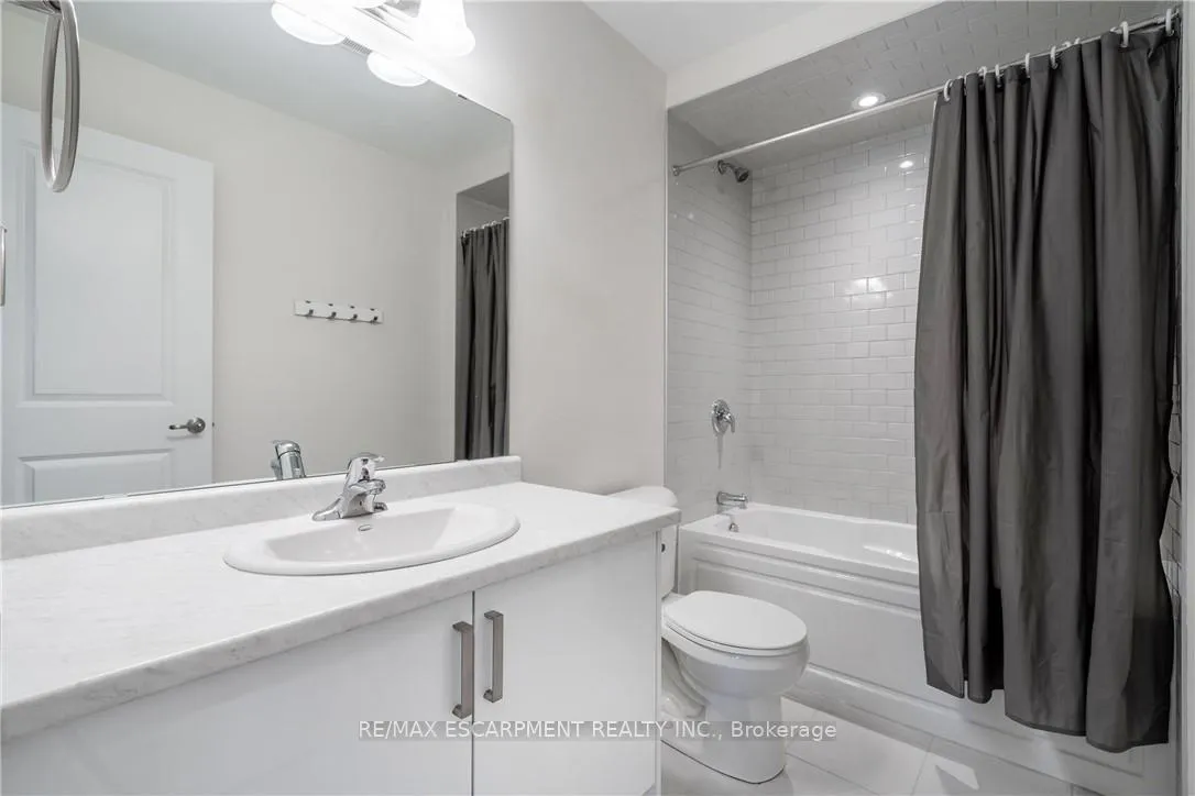 Photo 35 of Unit 39, 305 Garner Road, Hamilton, Ancaster — HOMEH