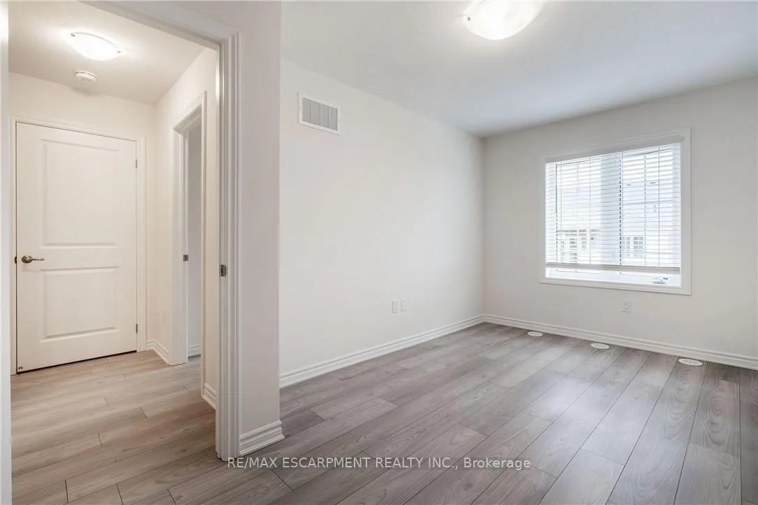 Photo 38 of Unit 39, 305 Garner Road, Hamilton, Ancaster — HOMEH