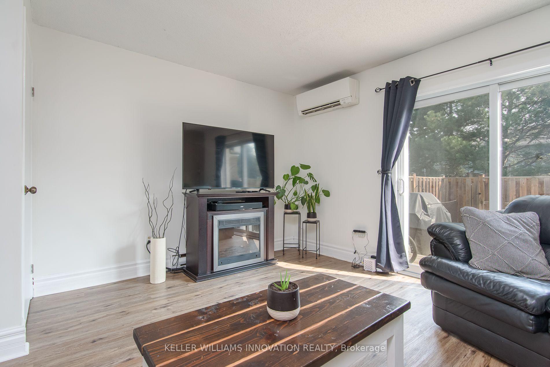 Photo 10 of Unit 5, 90 Ferman Drive, Guelph, Willow West/Sugarbush/West Acres — HOMEH