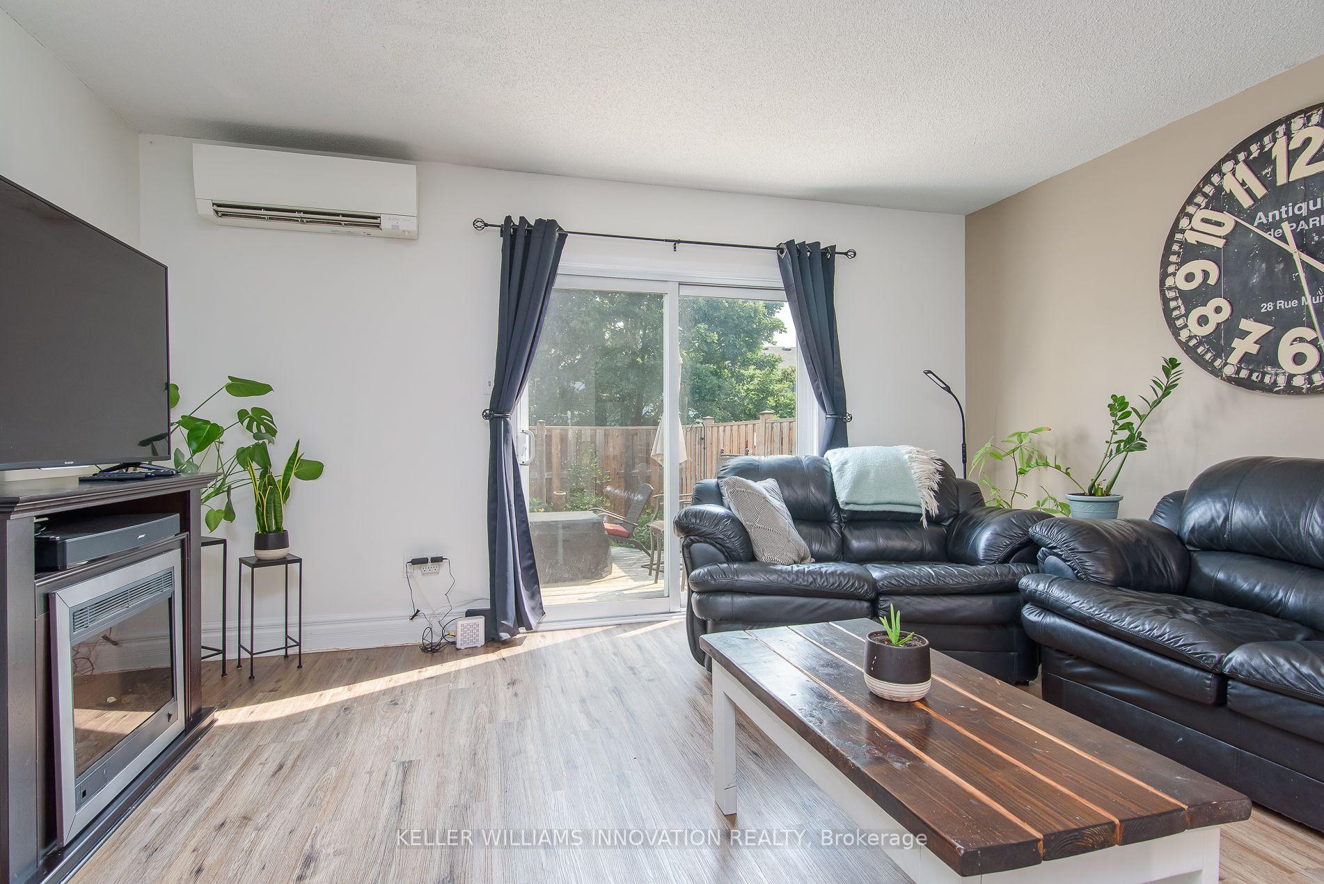 Photo 11 of Unit 5, 90 Ferman Drive, Guelph, Willow West/Sugarbush/West Acres — HOMEH