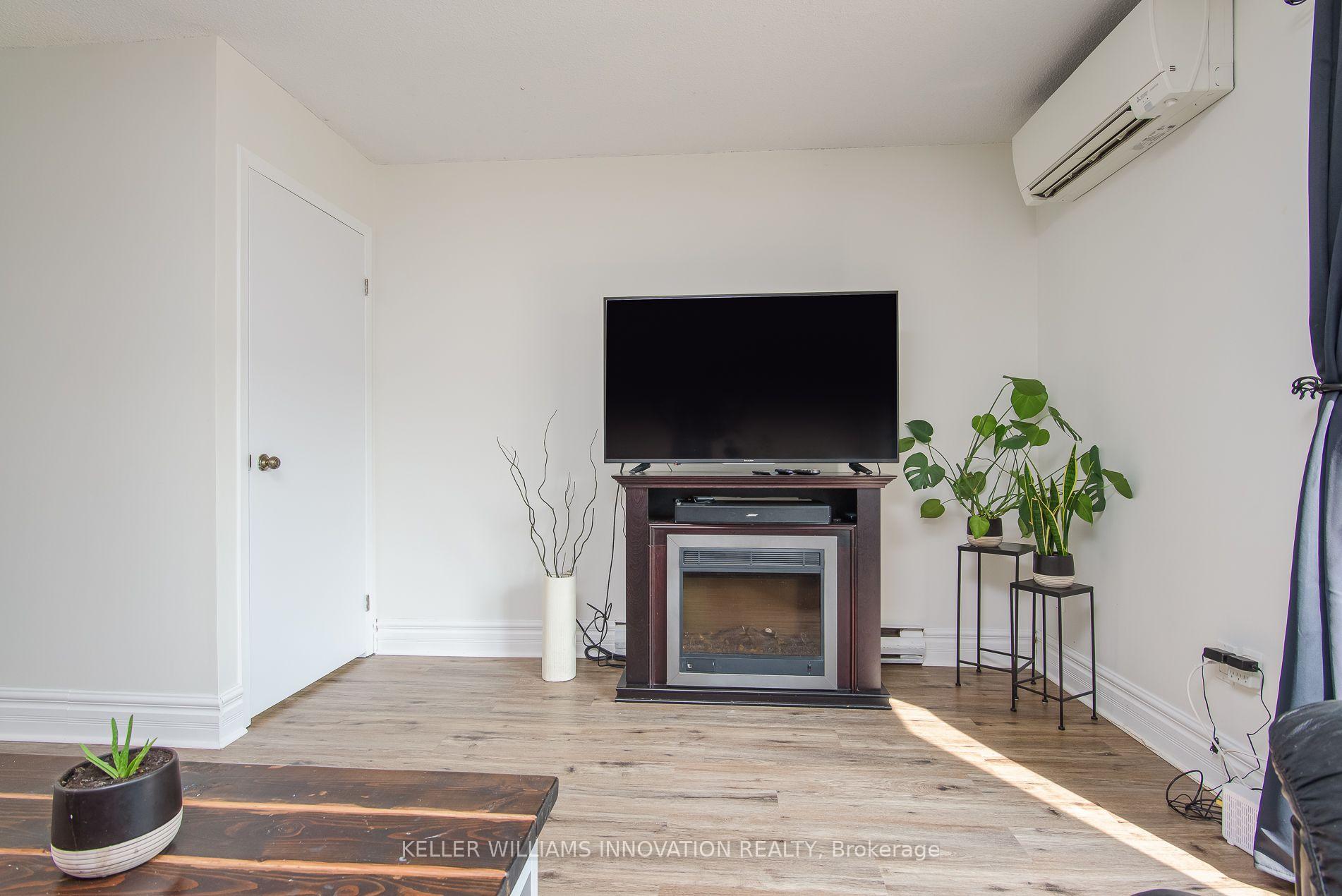 Photo 14 of Unit 5, 90 Ferman Drive, Guelph, Willow West/Sugarbush/West Acres — HOMEH