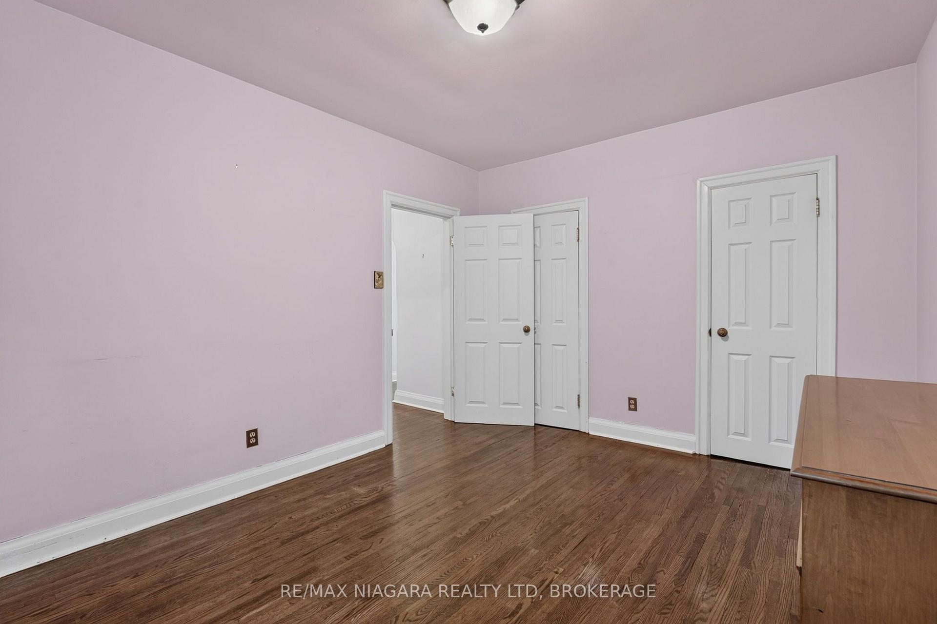 Photo 12 of 5735 Hanan Avenue, Niagara Falls, Hospital — HOMEH