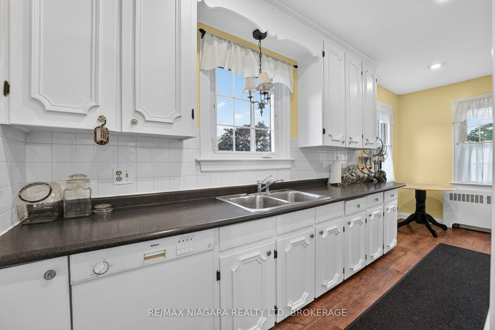Photo 22 of 5735 Hanan Avenue, Niagara Falls, Hospital — HOMEH