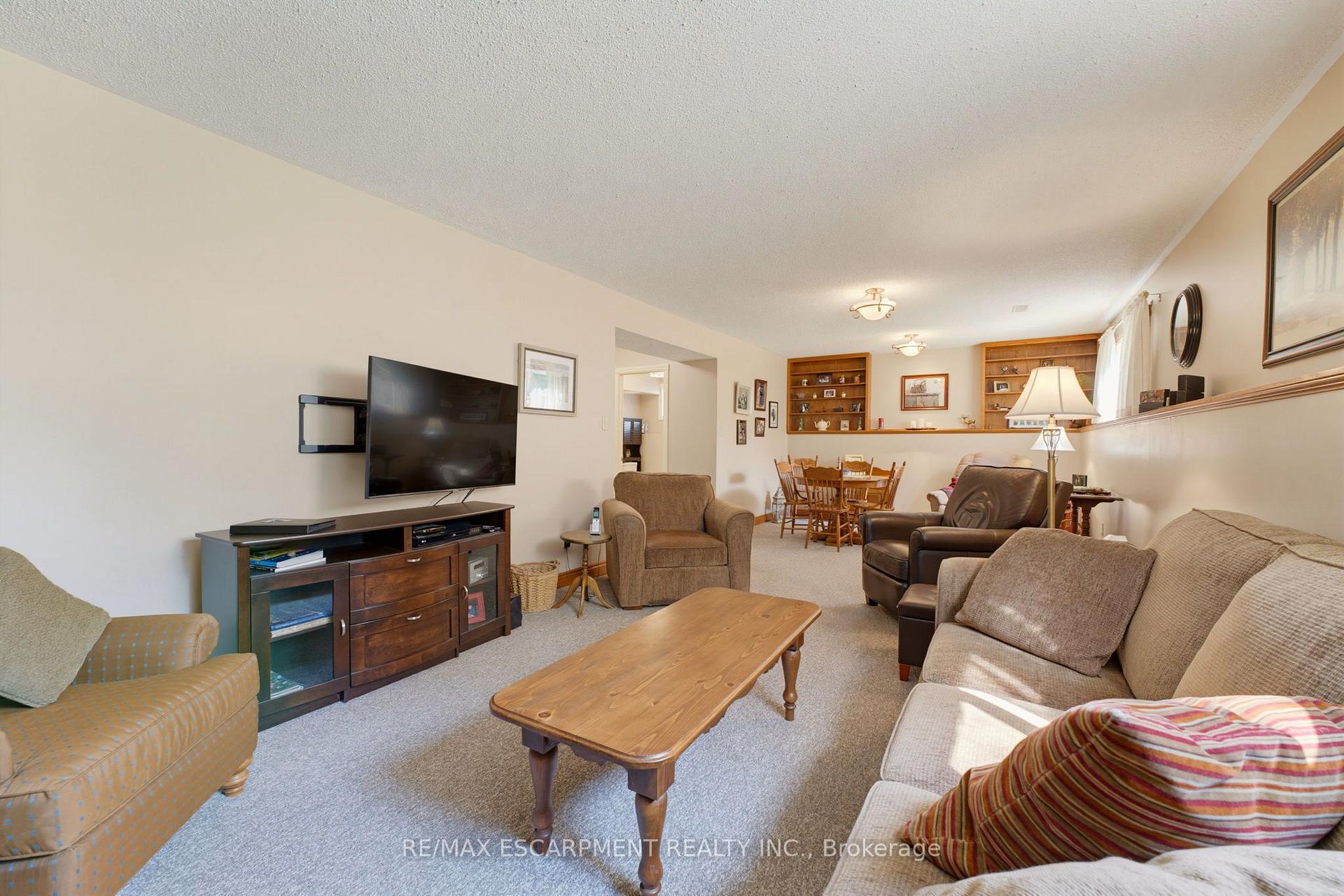 Photo 24 of 17 Buchanan Drive, Haldimand — HOMEH