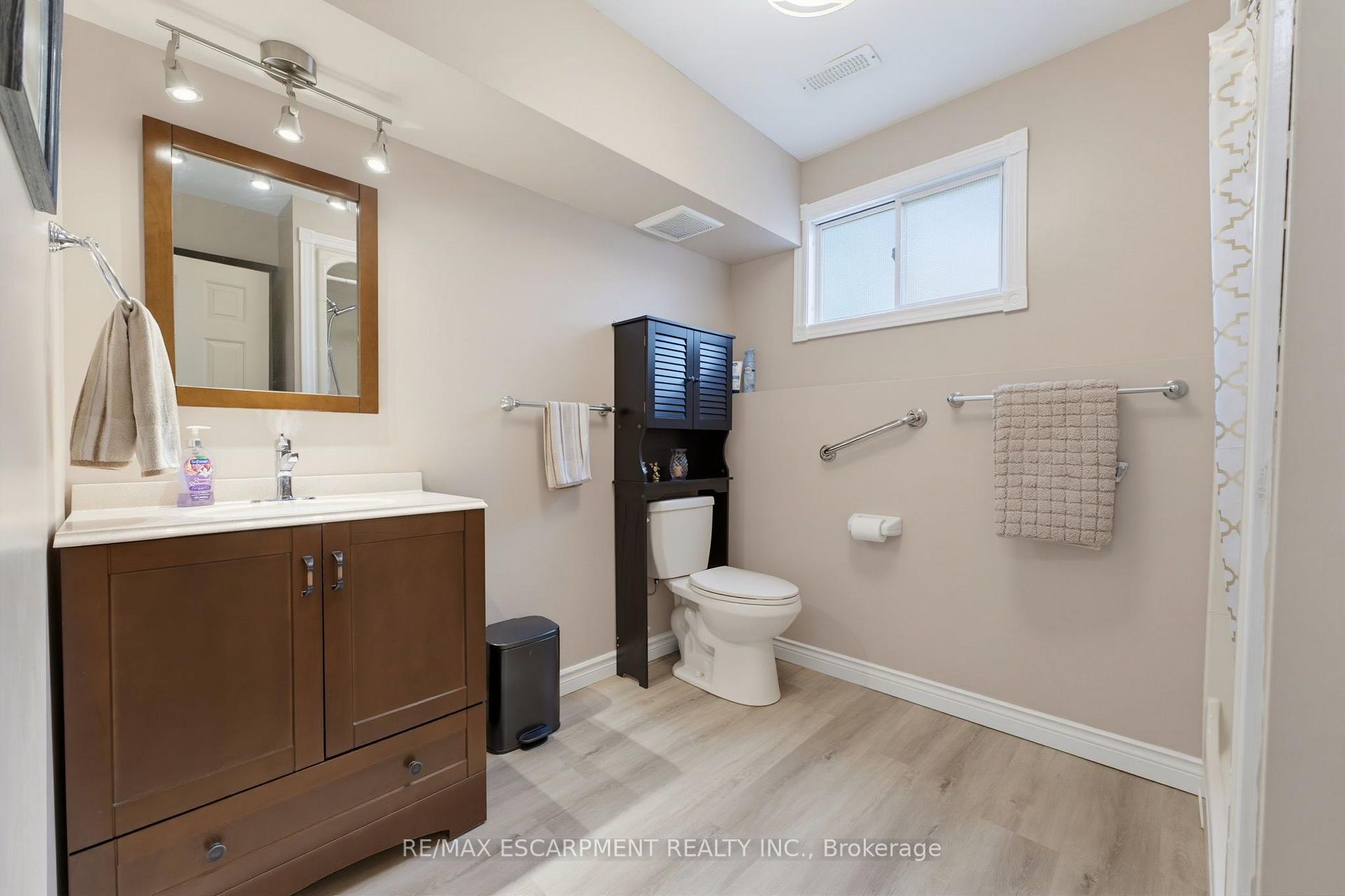 Photo 26 of 17 Buchanan Drive, Haldimand — HOMEH