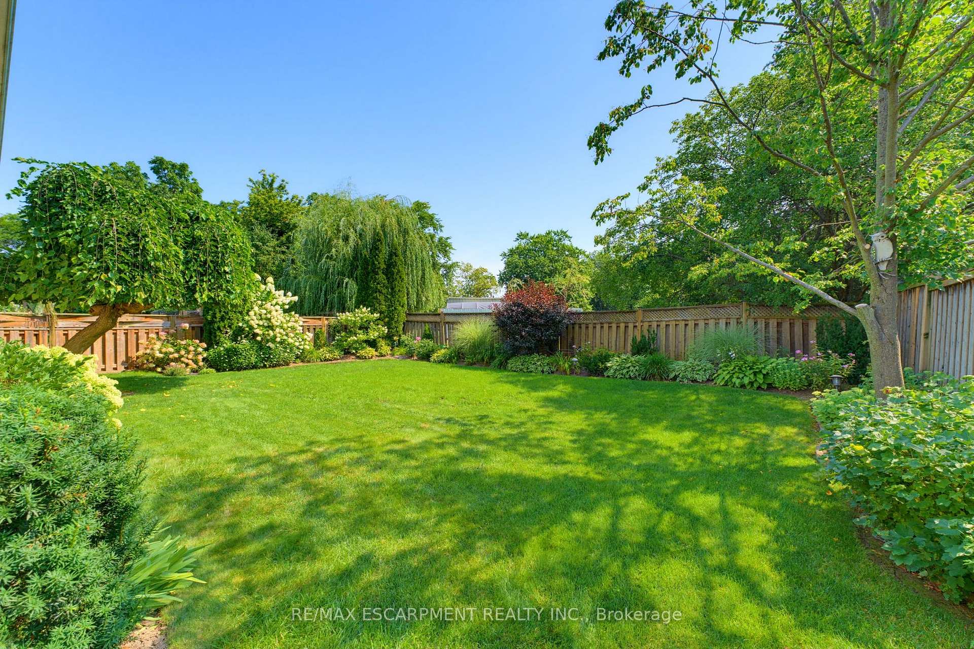 Photo 33 of 17 Buchanan Drive, Haldimand — HOMEH