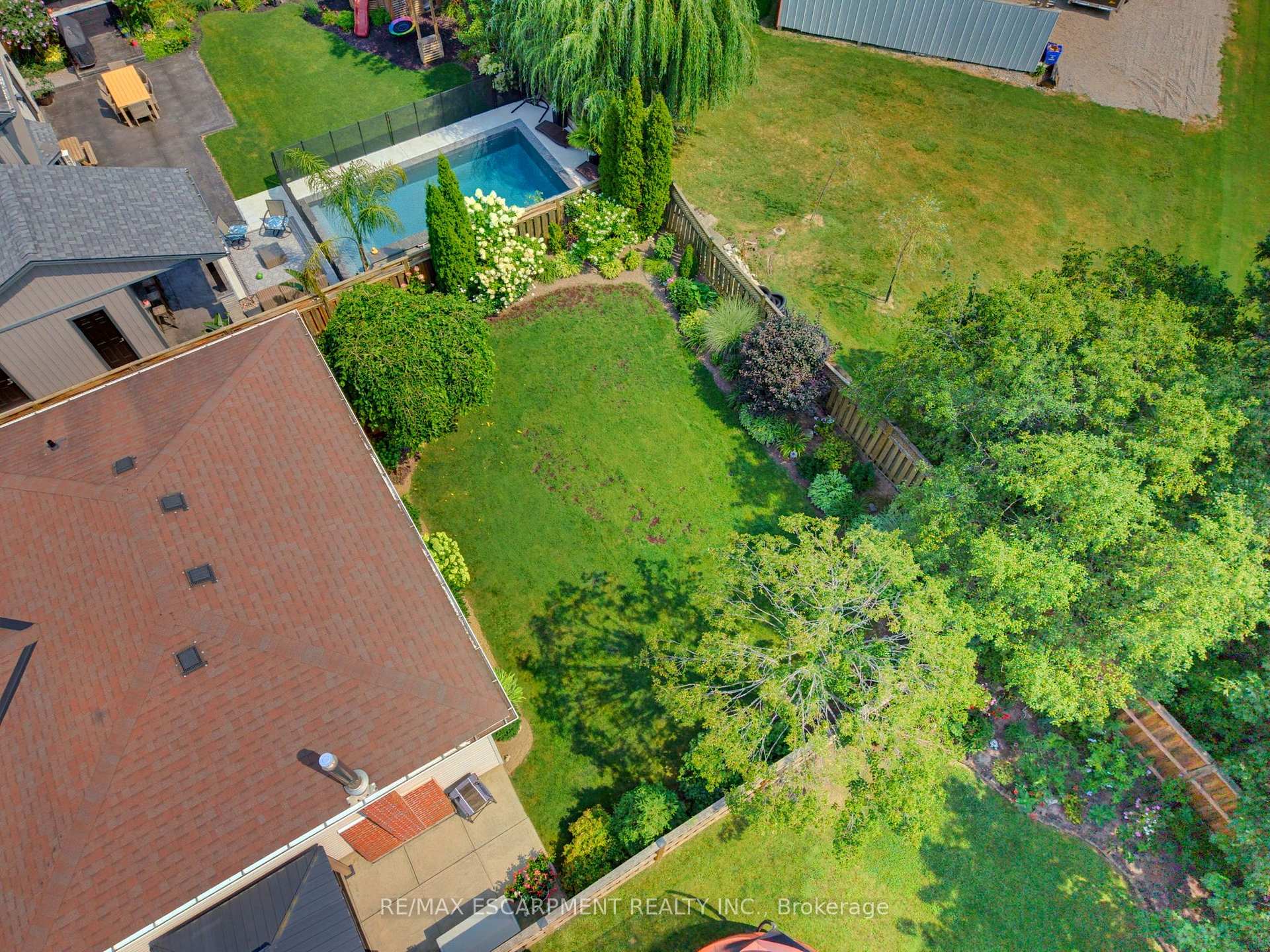 Photo 40 of 17 Buchanan Drive, Haldimand — HOMEH