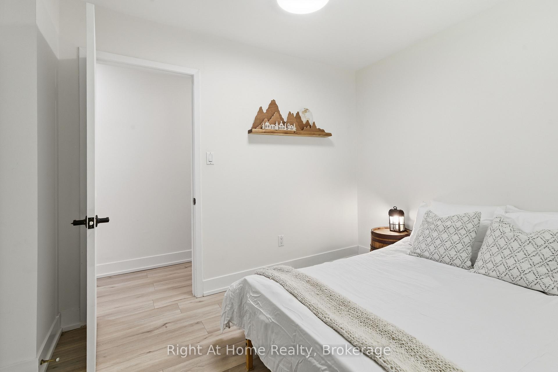 Photo 23 of 21 Nonquon Drive, Kawartha Lakes, Mariposa — HOMEH
