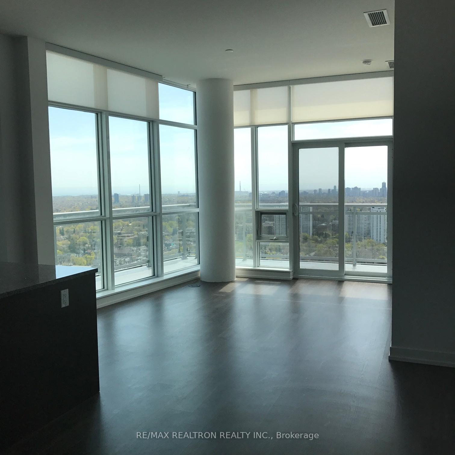 Photo 8 of Unit Ph 3316, 98 Lillian Street, Toronto, Mount Pleasant West — HOMEH