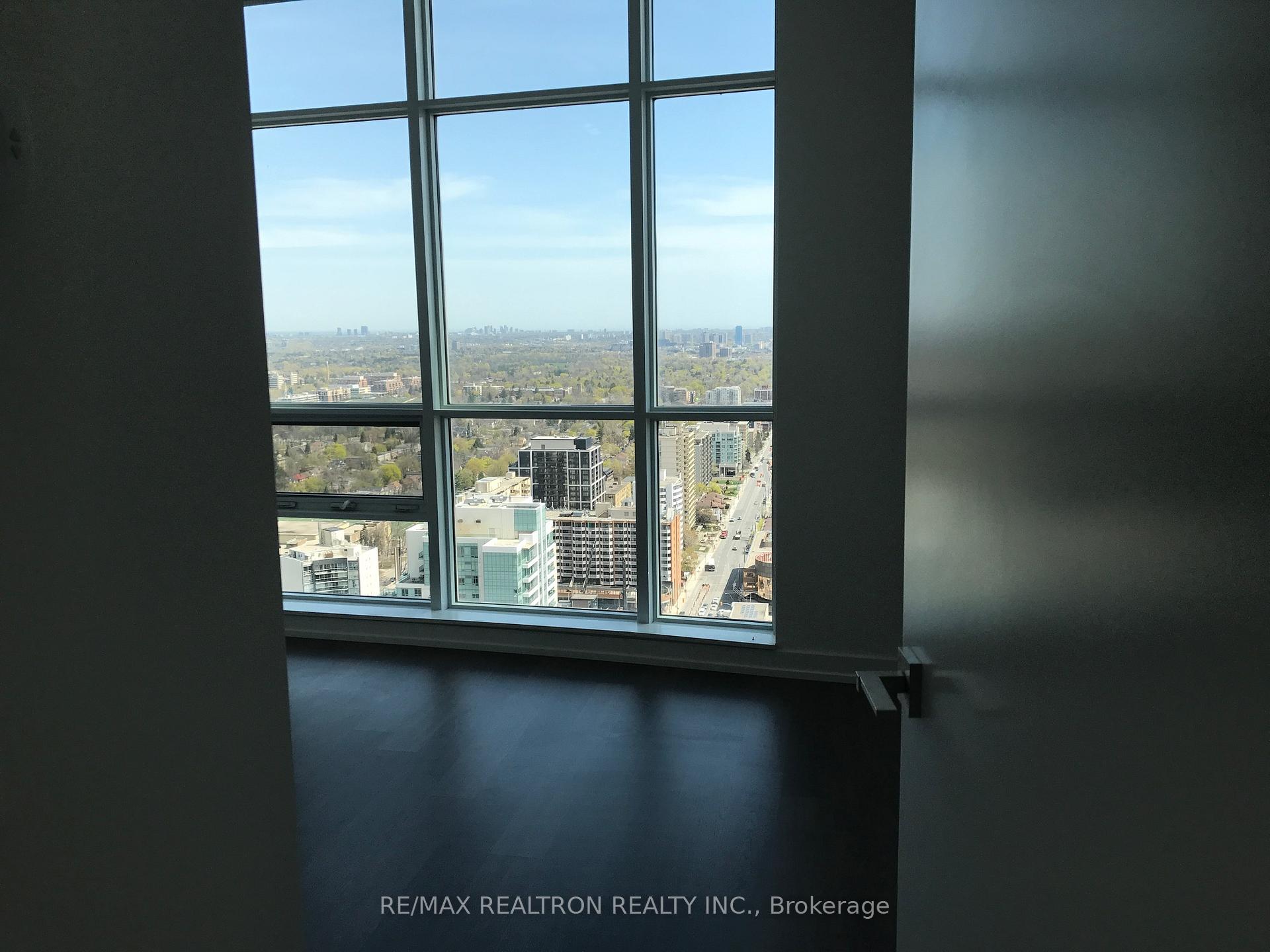 Photo 18 of Unit Ph 3316, 98 Lillian Street, Toronto, Mount Pleasant West — HOMEH