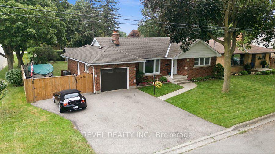 Photo 6 of 37 Burke Avenue, Brantford, Echo Place — HOMEH