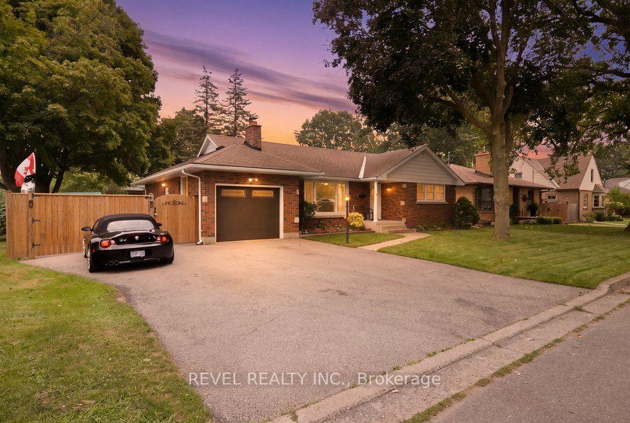 Photo 7 of 37 Burke Avenue, Brantford, Echo Place — HOMEH