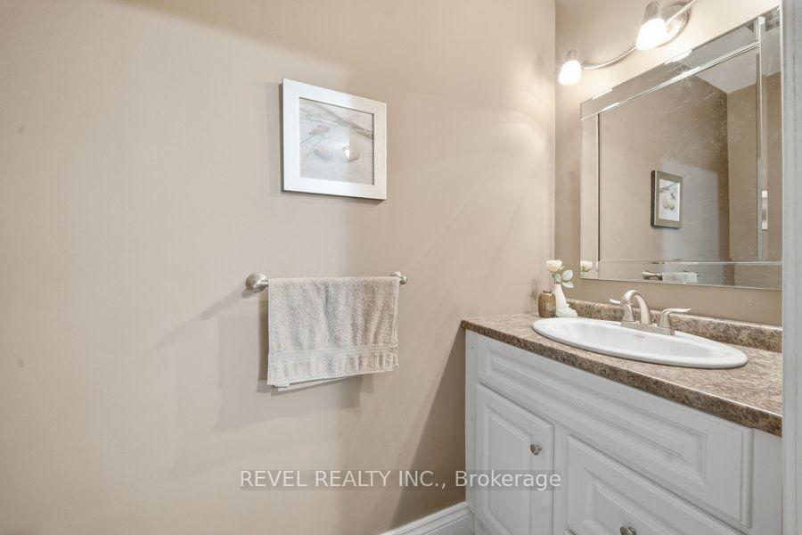 Photo 22 of 37 Burke Avenue, Brantford, Echo Place — HOMEH
