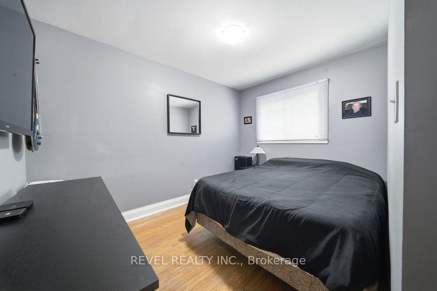 Photo 29 of 37 Burke Avenue, Brantford, Echo Place — HOMEH