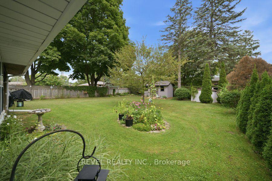Photo 35 of 37 Burke Avenue, Brantford, Echo Place — HOMEH