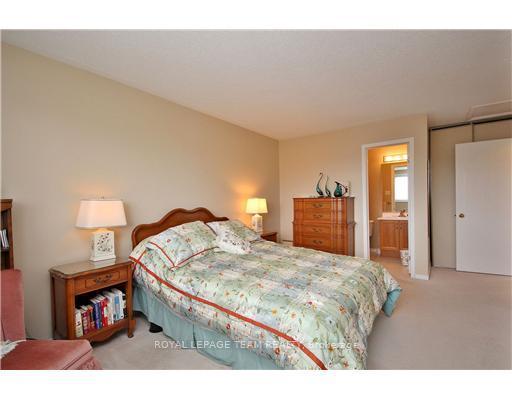 Photo 9 of 287 Knudson Drive, Ottawa, Kanata - Kanata Lakes/Heritage Hills — HOMEH