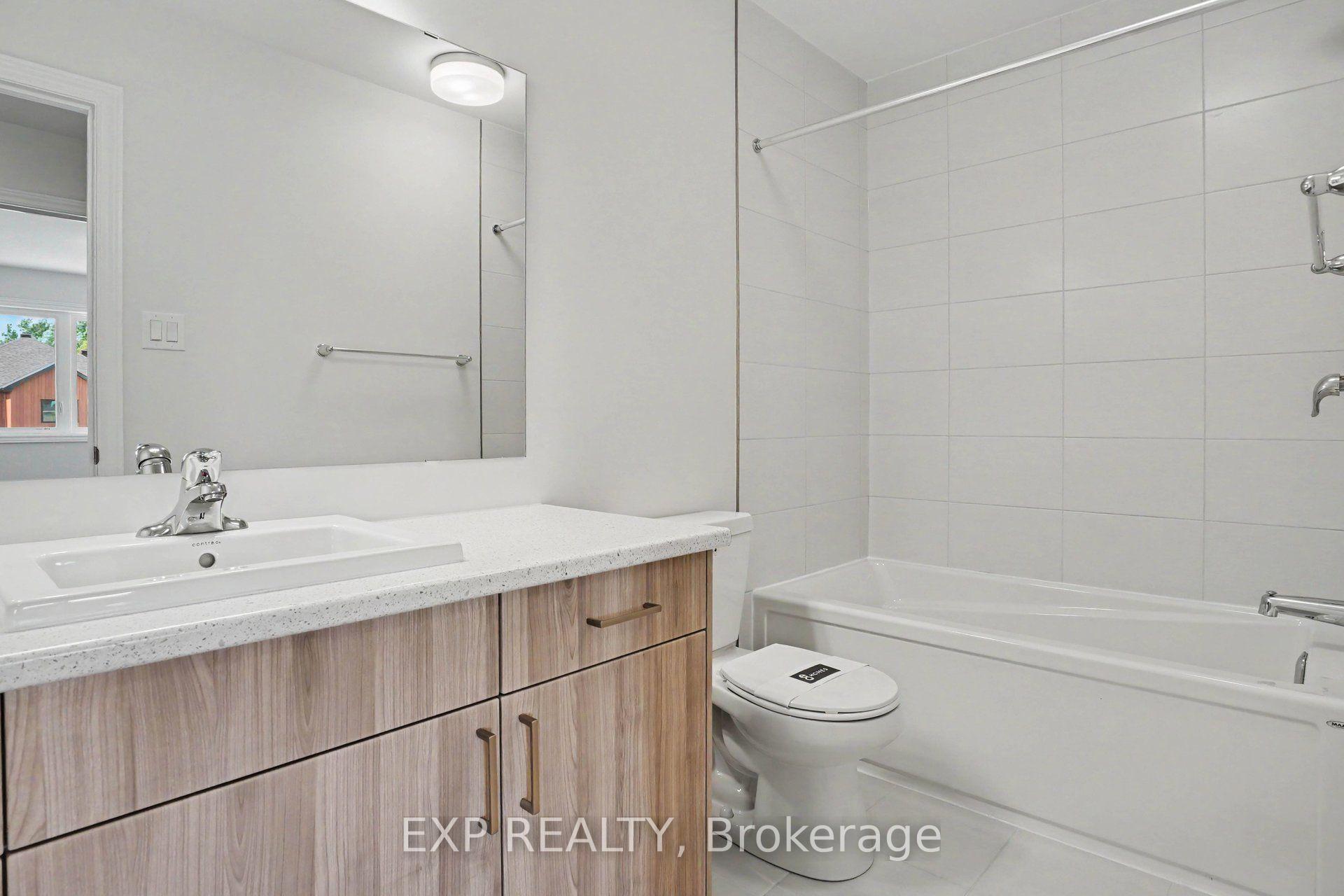 Photo 18 of 288 Labelle Street, Russell, Embrun — HOMEH
