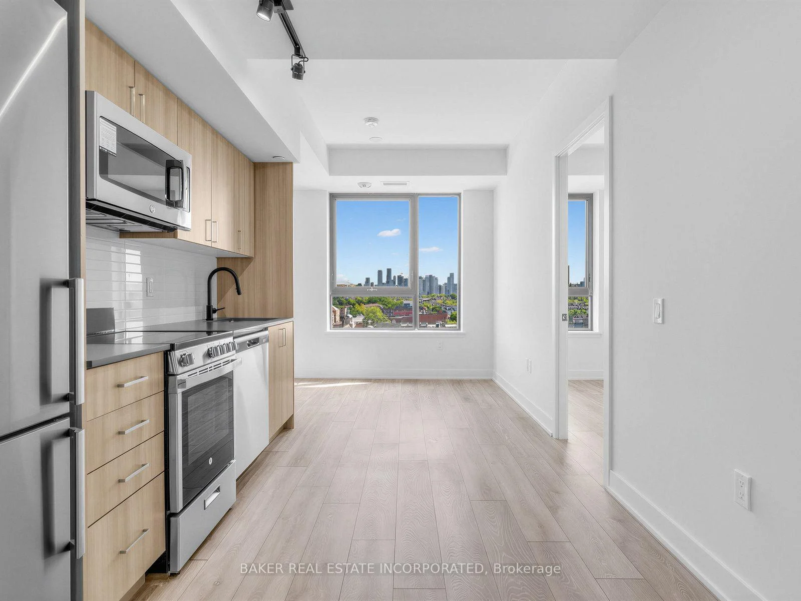 Photo of Unit 703, 758 Dovercourt Road