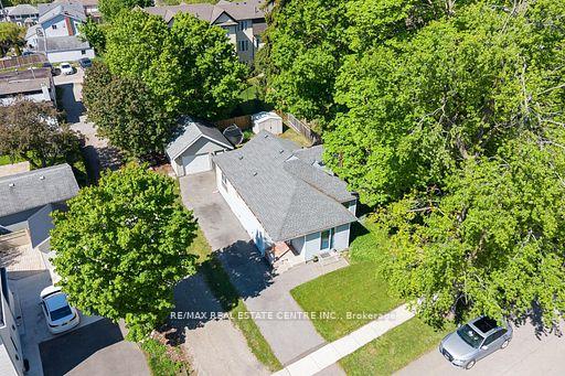 Photo 1 of 44 Willow Street S, Halton Hills, Acton — HOMEH