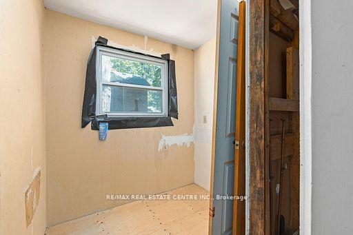 Photo 20 of 44 Willow Street S, Halton Hills, Acton — HOMEH